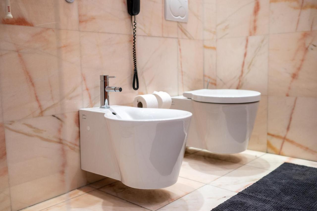 Natali Luxury Suites Belgrád Kültér fotó