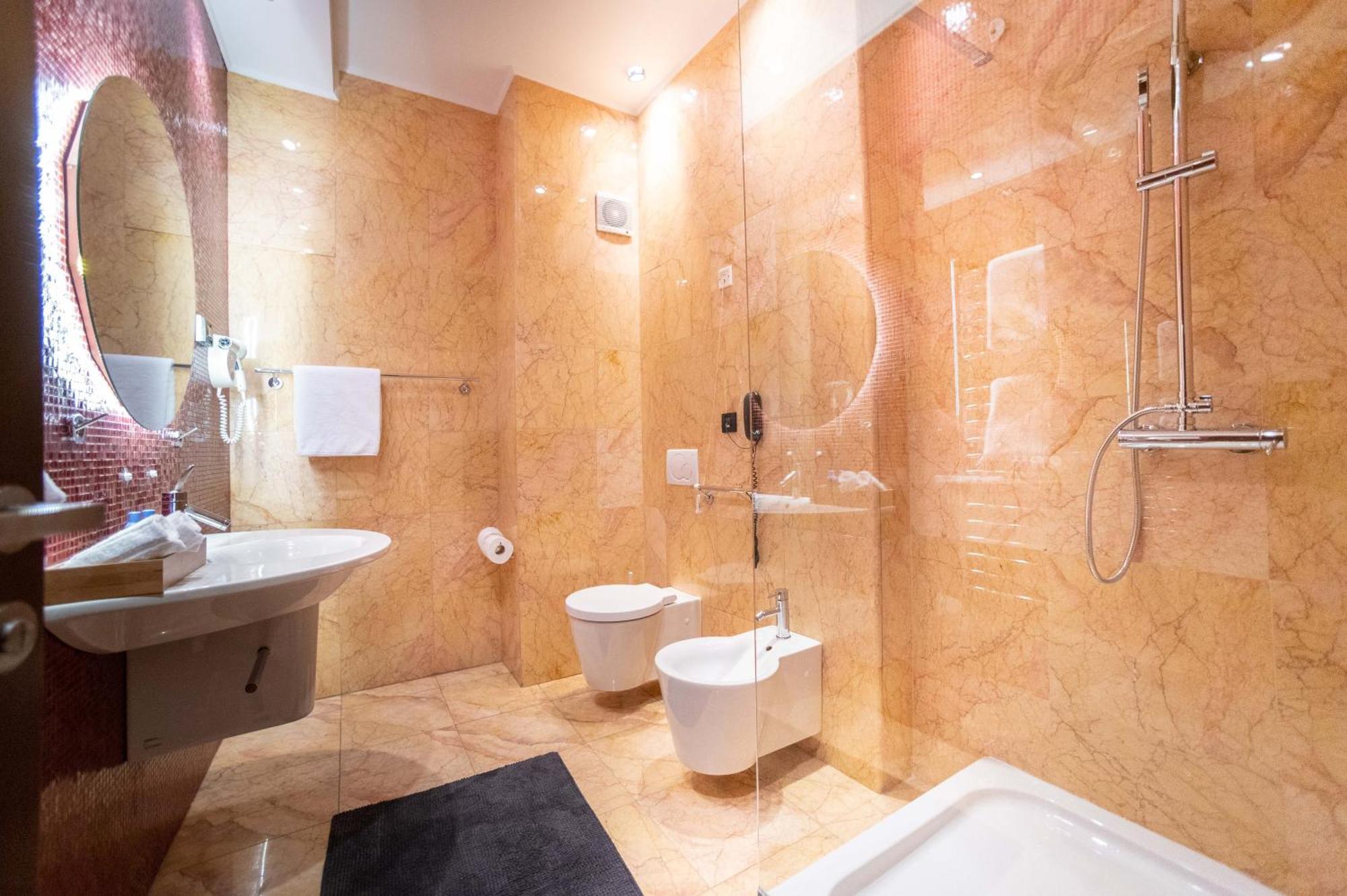 Natali Luxury Suites Belgrád Kültér fotó