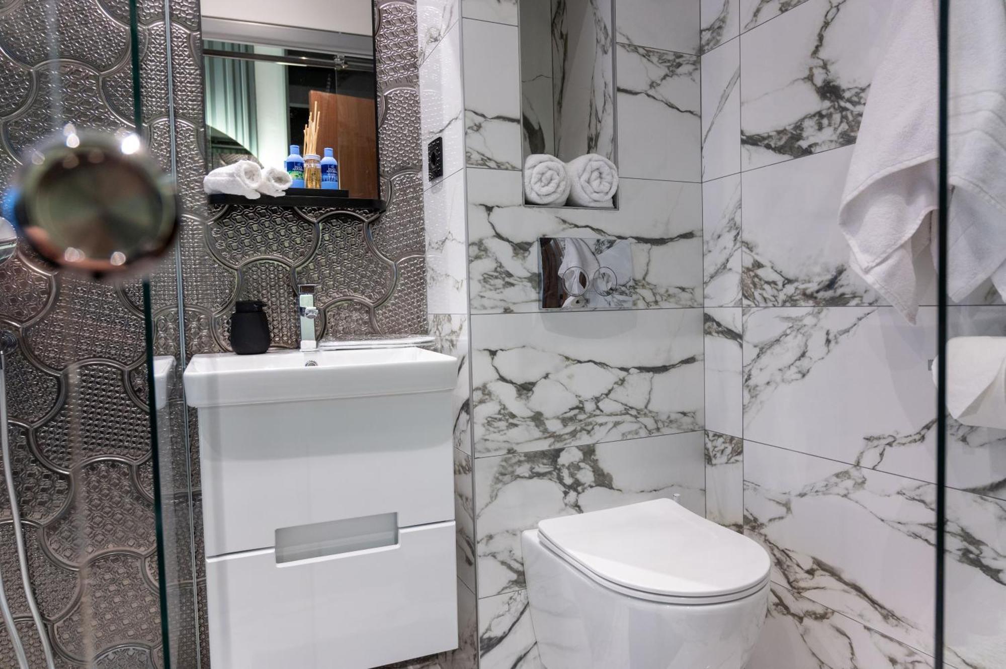 Natali Luxury Suites Belgrád Szoba fotó